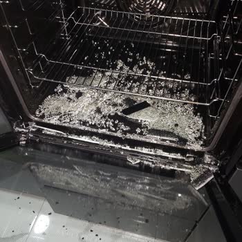 Arçelik Ankastre Fırının İç Camı Patladı