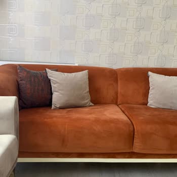 Serhat Mobilya Ürünün Çabuk Renk Atması Potlaşması Sünger İnmesi