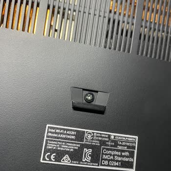 Monster Notebook Bakım Yaptığı Bilgisayarın Vidalarını Deforme Etti