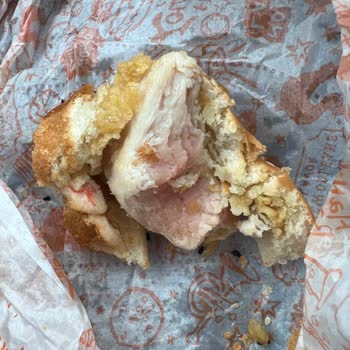 Popeyes Çiğ Ürün Pişmemiş