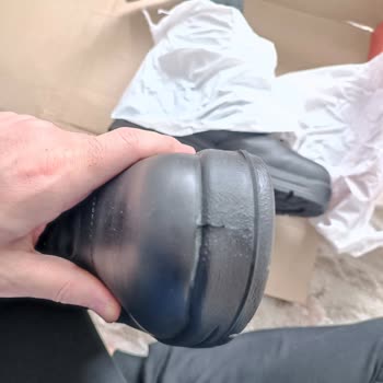 YDS Boots Değişime Gönderdiğim Üründen Haber Yok