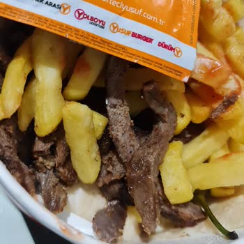 Köfteci Yusuf Eskişehir Büyük Dere Şubesi