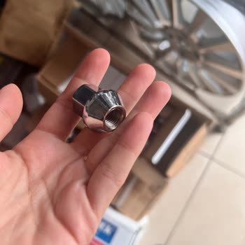 Çelebi Oto Lastik Etiketsiz Fiyat Sonucu İsteğine Göre Fiyatlandırma Yapıyor