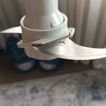 Arçelik'ten Alınan Bhr 6050 El Blender Setinin Bıçaklarının Paslanması