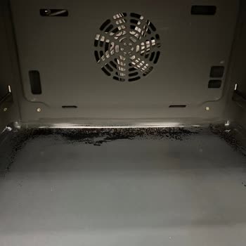 Bosch 'ta Kendini Temizleyen Fırın Yalanı