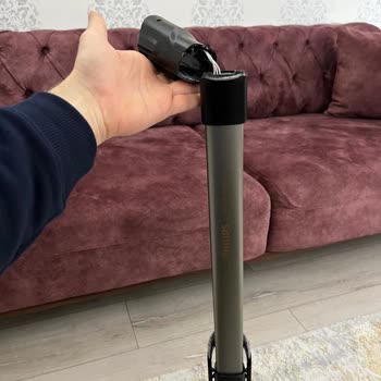 Philips Ev Aletleri Philips XC8049 Süpürge Borusu Kırıldı