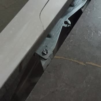 MNG Kargo Ürünleri Dikkatsiz Taşıyorlar Kırık Geliyor İkidir