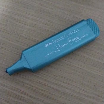 Faber-Castell Simli Fosforlu Kalemimin Ucu İçine Kaçtı.