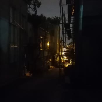 Uludağ Elektrik Dağıtım Haftalardır Tamir Edilemeyen Sokak Lambaları