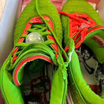 Nike Lebron Xx Basketbol Ayakkabısında Deri Benzeri Materyalde Dökülme