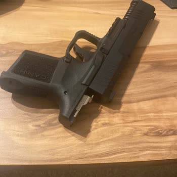 Canik Superior Firearms Mete Mc 9 Silahımın Sürgülü Kilitlendi