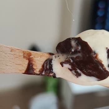 Magnum Dondurmanın İçinden Kıl Çıktı