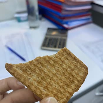 Torku Bisküvi İçinden Kıl Çıktı