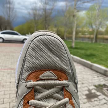 Skechers Front-upper Mesh Dent