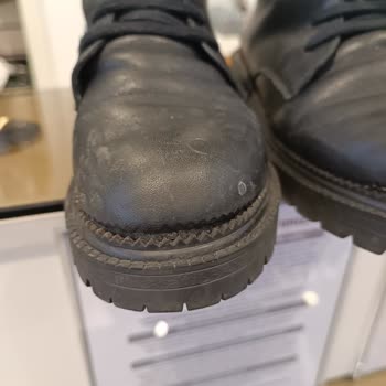 Ayakkabı Dünyası Kızım İçin Aldığım Botların Tabanı Açıldı