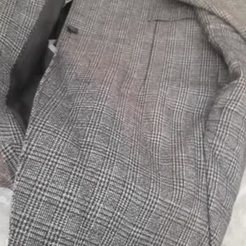 Ruba Mağazasının İşe Yaramaz Ceketleri!