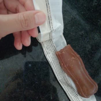 BİM Markasına Ait Aldığım Çikolata Yarım Çıktı