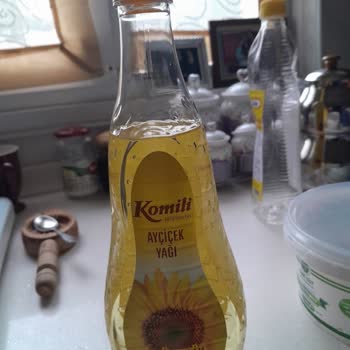 Komili Ayçiçek Yağı Şişesinde Resmen Eksik