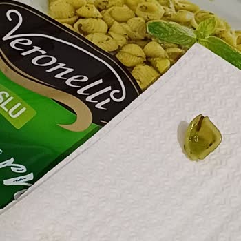 Veronelli Makarnadan Kıl Çıktı