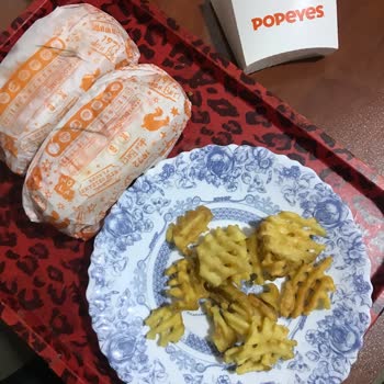 Popeyes Yine Bildiğiniz Gibi