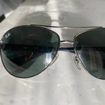 Ray Ban Gözlük Camı Soyulması