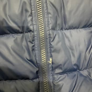 Tommy Hilfiger Tommy Montlarının Kullanım Ömrü 3 Aymış