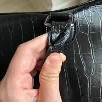 FLO Ayakkabı 20 Günde Kullanılmaz Hale Gelen Çanta