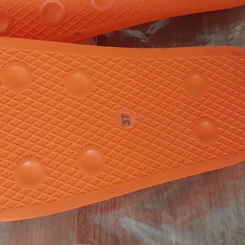 Guess Terlik Yanlış Numara