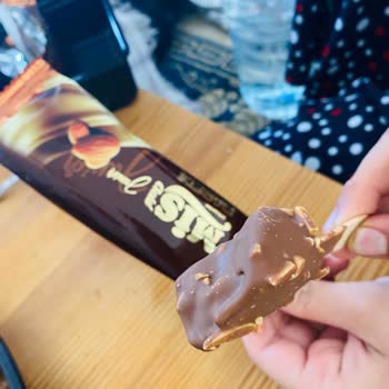 Mis Marka Dondurma Yarım Çıktı