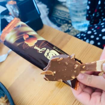 Mis Marka Dondurma Yarım Çıktı