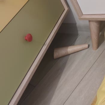 Adore Mağazasından Aldığımız Çocuk Odası Gardırobunun Bebeğimiz Üzerine Düşmesi