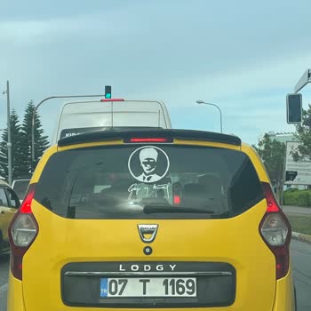 Markantalya AVM Küfürlü Taksici Bana Bağırdı