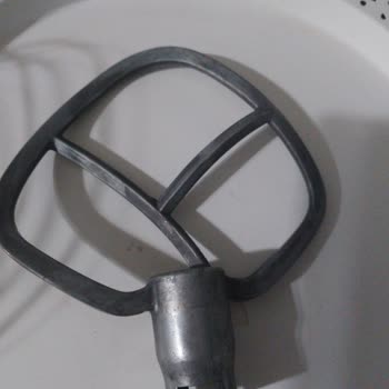 Schafer Hamur Yoğurma Makinesi Aparatlarının Kararması Hakkında