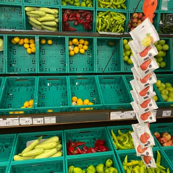 Şok Marketler Bozuk Limon Satışı!