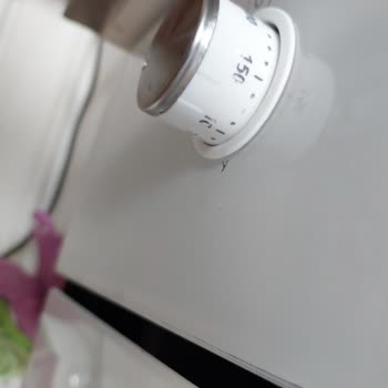 Termikel Fırın Düğmelerinin Üstü Silindi Ama İncelemeden "kullanıcı Hatası"