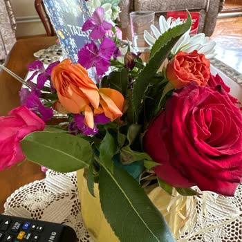 Taze Çiçek (tazecicek.com) Sipariş Verdiğim Çiçeklerin Çok Kötü Çıkması!