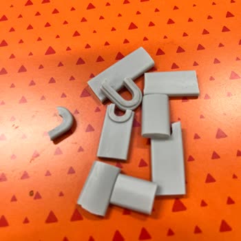 Decathlon Kamp Masası Sap Kısmından Çürüdü