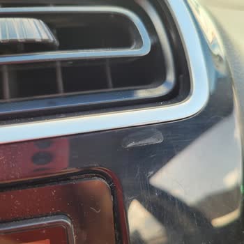 Glade Araba Kokusu Aracıma Zarar Verdi