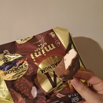 Algida Magnum Mini Dondurma Yarım Cıktı