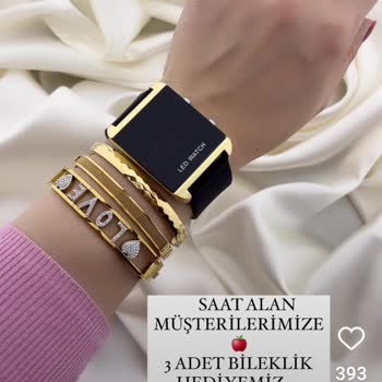 Moss. Aksesuarix (Instagram) Kalitesiz Ürünler Gönderdi