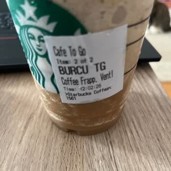 Starbucks Coffee Acıbadem Şubesi ve Laubali Tavırları