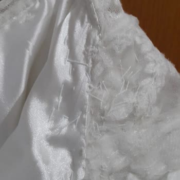 Gelinsen Yalan Beyanla Para Kazanıyor