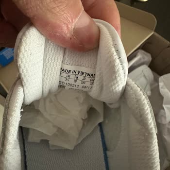 Engnspor Ürünlerin Kutusu Farklı