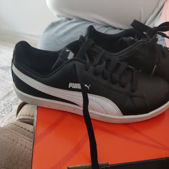 FLO Ayakkabı Ayakkabımın İç Astarı Yırtıldı Şikayetçiyim