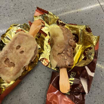 Magnum Dondurmaların Bozuk Ve Yapış Yapış Olması