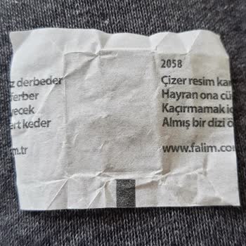 Falım Sakızında Fal Yok