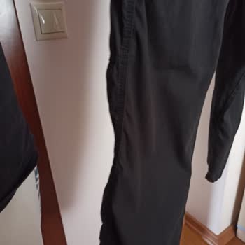 Bershka Pantolon Dikişi Yamuk