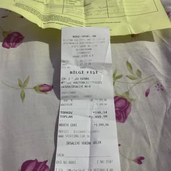 Nike Mağazasından Aldığım Eşofman Altı Rengi Soldu Ama Değişim Yapmadı