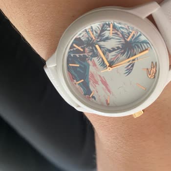 Lacoste Watches Lacoste Saat Logosu İçinde Koptu