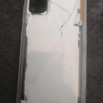 Fix Center Telekomünikasyon Telefonumu Kırıp O Sekil Geri Göndermeleri